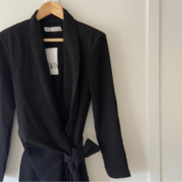 Zara Black Wrap dress with padded shoulders - Size Medium - Picture 3 of 6